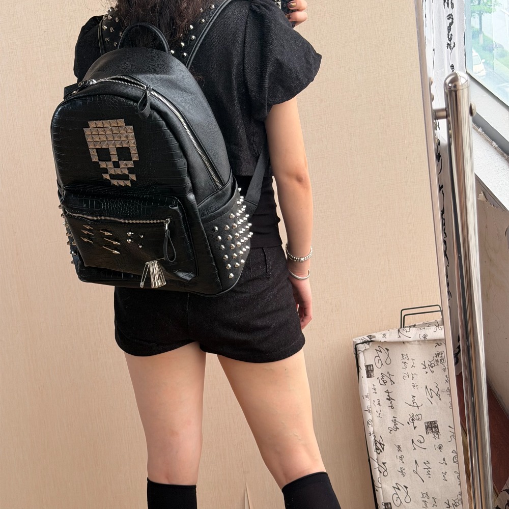 Original Black Crocodile Patte - Fashion Backpack Women incelemesi ve fiyatı